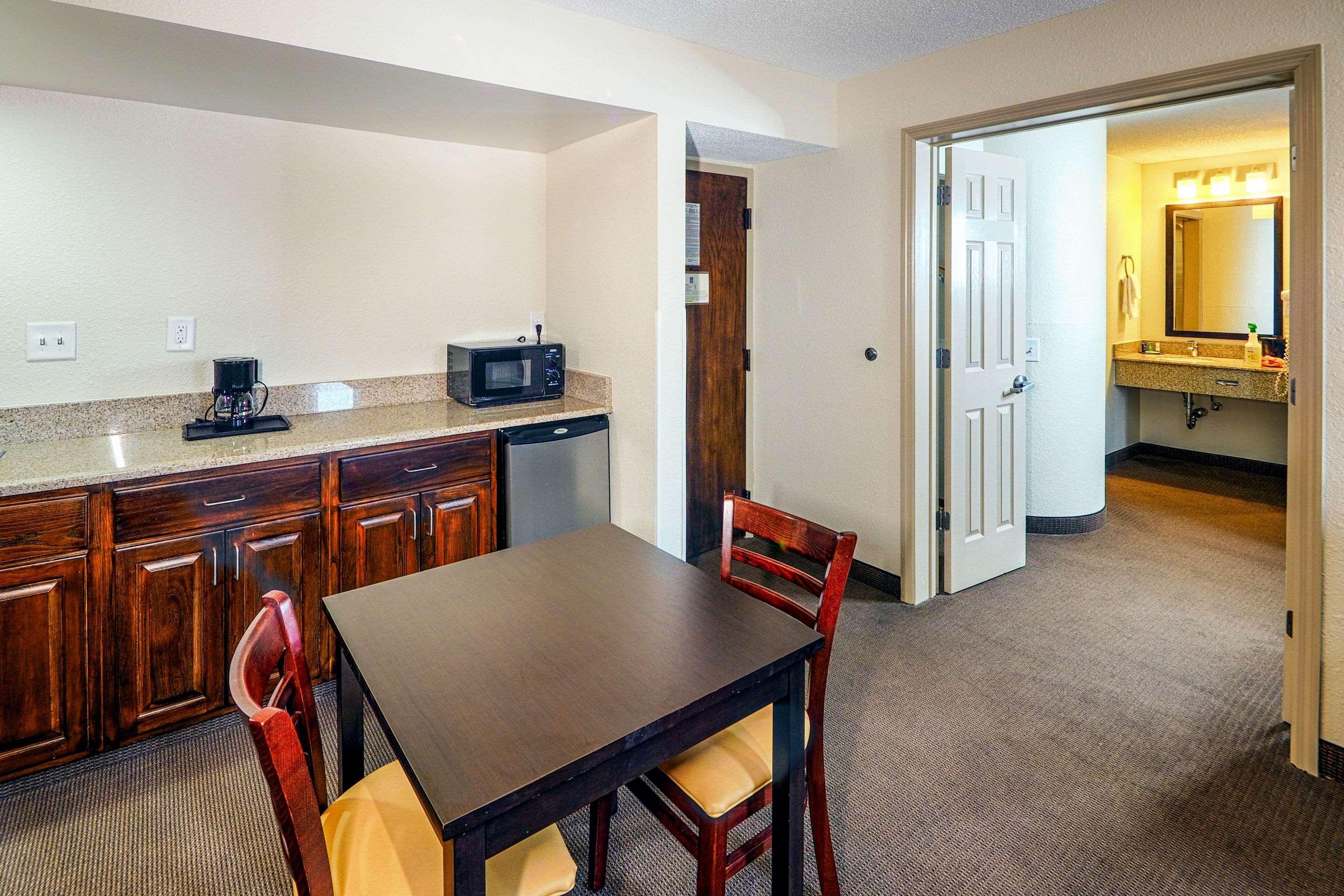 Sleep Inn & Suites Spring Lake - Fayetteville Near Fort Bragg Экстерьер фото