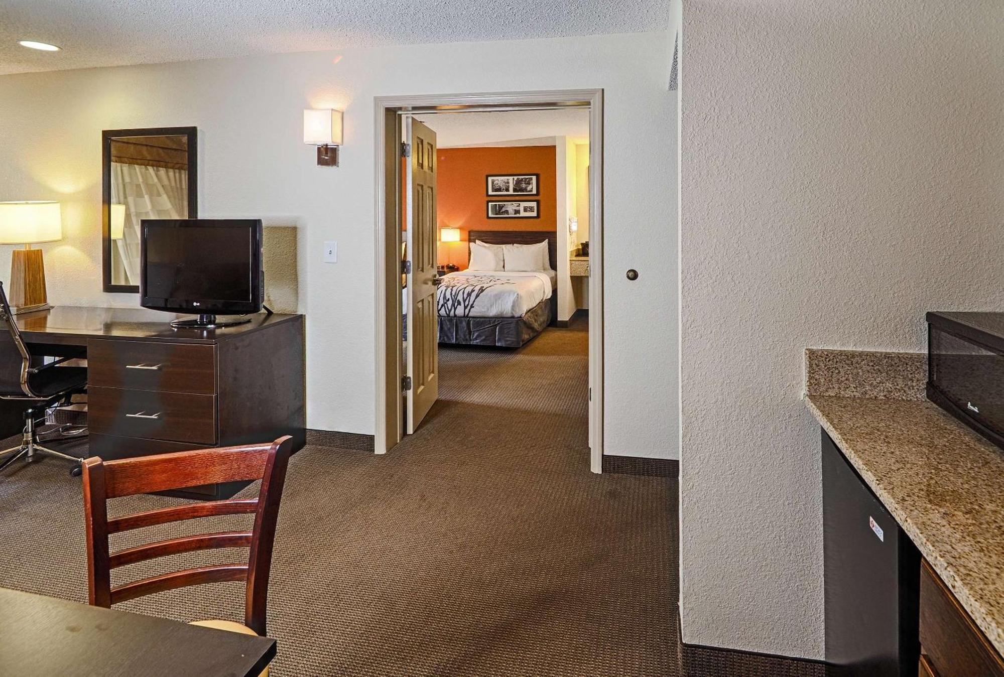 Sleep Inn & Suites Spring Lake - Fayetteville Near Fort Bragg Экстерьер фото
