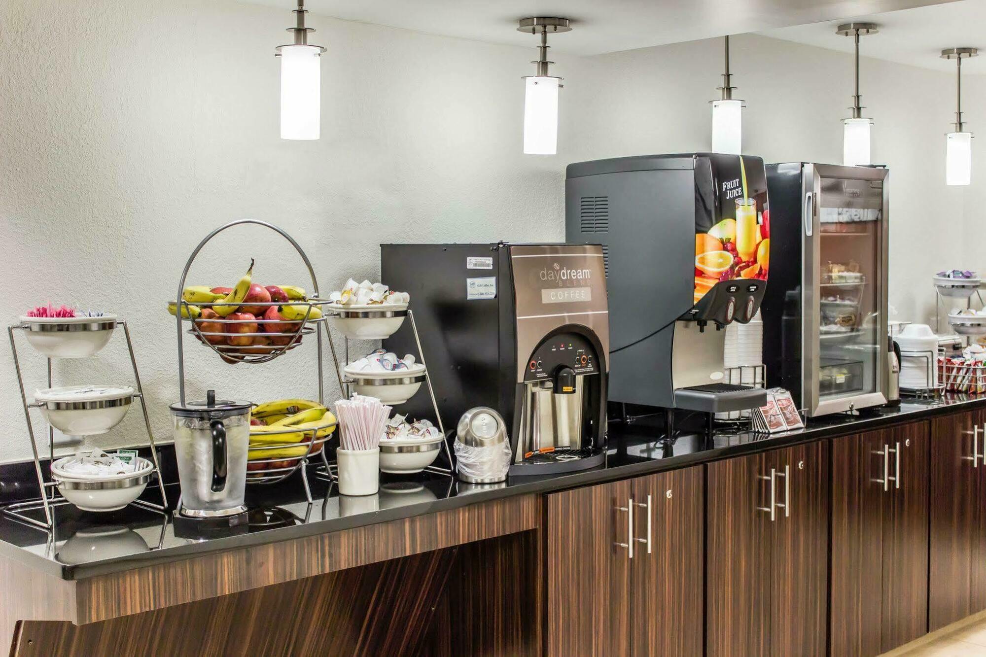 Sleep Inn & Suites Spring Lake - Fayetteville Near Fort Bragg Экстерьер фото